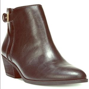 Dr. Scholl’s Beckoned Booties in Black